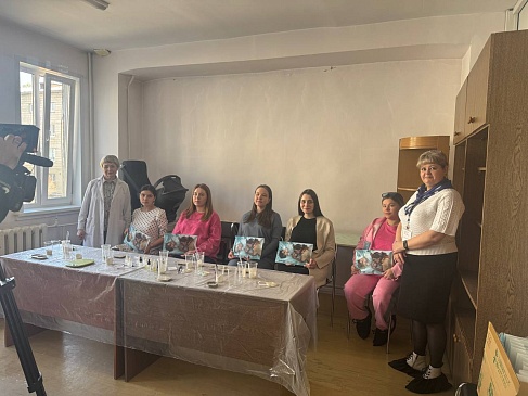 Иркутский филиал «СОГАЗ-Мед» поздравил будущих мам в г. Ангарске с Днем беременных, новости, пресс-релизы, статьи, «СОГАЗ-Мед», омс